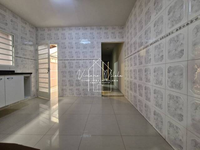 Casa para Venda em São José dos Campos - 4