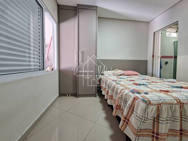 Casa para Venda em São José dos Campos - 4